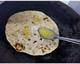 A picture of step 5 of Cheese stuffed Paratha.