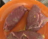 Foto del paso 3 de la receta: Rollitos de carne rellena