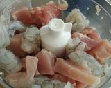 Hình bước làm 2 của món Tàu hủ ky cuốn tôm thịt