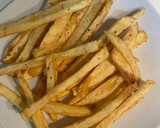 Foto del paso 1 de la receta: Patatas fritas con bacon, nata y queso