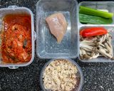 A picture of step 1 of Kimchi fried rice (chicken).