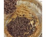 Foto langkah ke 3 dari resep Peanut butter choccochips cookies / skippy cookies.
