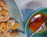 A picture of step 4 of Shrimp, Mango, and Arugula Salad.