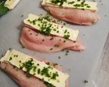 Une image de l'étape 2 de Filet de poulet au pont l'évêque.