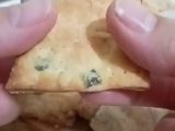 Biscuiți cu ceapă verde