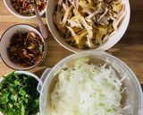 Hình bước làm 5 của món Gà xé phay oánh gục ô ny mê nhậu🤪🤪