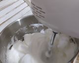 Foto del paso 1 de la receta: Brazo de reina relleno de crema 🇨🇱