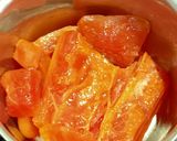 A picture of step 2 of Papaya Oats Healthy Breakfast.