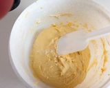 Sajtos vajas fokhagymás kelt hàromszög recept fázis 1 fotója