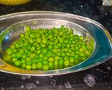 A picture of step 1 of Pea, Spinach, and Cauliflower Vegetable Curry.