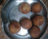 A picture of step 3 of Mughlai Malai Kofta Curry(Malai kofta in white gravy).