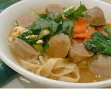 Foto langkah ke 4 dari resep Kwetiau Rebus Spesial.
