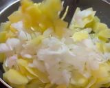 A picture of step 5 of Spanish 🇪🇸 / Potato Omelette!! 🥔🧅🍳.
