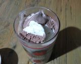 Foto langkah ke 4 dari resep 25. Lovela Ice Coffee Milk.