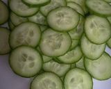عکس مرحله 1 از دستور سالاد خیار و پیاز