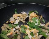 Foto langkah ke 2 dari resep Kwetiau kuah Seafood.