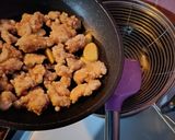 Foto langkah ke 5 dari resep Ayam Kecap Bawang Putih.