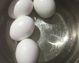Foto del paso 1 de la receta: Huevos Rellenos de Palta y Queso 🧀 Azul