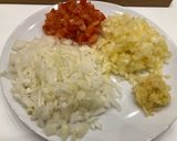 Tradicionális gulyásleves recept fázis 6 fotója