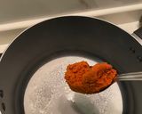 รูปขั้นตอนการทำที่ 2 ของ แกงเผ็ดหน่อไม้ดองเปรี้ยวกับไก่