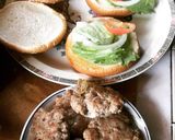 รูปขั้นตอนการทำที่ 4 ของ เบอร์เกอร์หมู