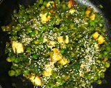 A picture of step 8 of Matar Palak Paneer.