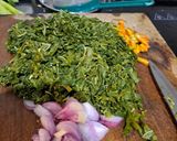 Foto langkah ke 2 dari resep Tumis Daun Ubi.