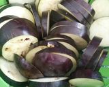 Foto del paso 1 de la receta: Berenjenas a la vinagreta