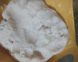 Foto del paso 1 de la receta: Arepas de pollo, palta y queso 🥑🍗🧀