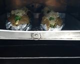 Foto langkah ke 6 dari resep Kentang Panggang Brokoli Saus Keju.