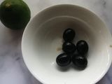 Air detoks beri biru dan limau