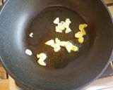 Foto del paso 3 de la receta: Chipirones encebollado con papa al pimentón. #delantaldorado