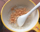 Hình bước làm 3 của món Cháo Yến mạch cá hồi