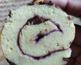 Foto langkah ke 7 dari resep Bolu gulung ekonomis.