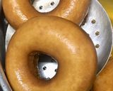 A picture of step 5 of Yeast doughnuts.