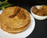 A picture of step 2 of Cabbage Paratha.