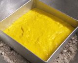 A picture of step 4 of Mango cake.