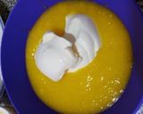Foto del paso 3 de la receta: Cheesecake de mango, con salsa de frambuesa y arándanos 🥭