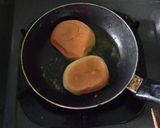 Foto langkah ke 2 dari resep Burger Mini Favorit Anak.