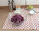 Foto del paso 2 de la receta: Ensalada de lombarda y queso feta