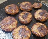 Foto del paso 3 de la receta: Mini carne de Hamburguesa