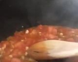 Foto del paso 3 de la receta: Salsita rápida ajo y tomate 🍅