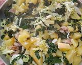 Foto del passaggio 7 della ricetta Cavolo Nero con Salsiccia, Patate e Verza