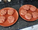 A picture of step 3 of Ultimate beef burgers.