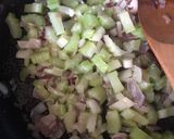 A picture of step 2 of Wild garlic and pea spelt risotto - vegan.