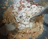 A picture of step 8 of Adadiya Ladwa or Urad dal Halwa.