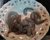 Foto del paso 1 de la receta: Potaje de garbanzos con alcachofas y langostinos