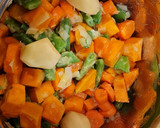 Foto del paso 3 de la receta: Crema de boniatos, zanahorias y judías verdes