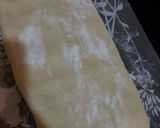 Foto langkah ke 5 dari resep Banana Choco Strudel.