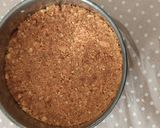 Foto del passaggio 1 della ricetta Cheesecake ai frutti di bosco